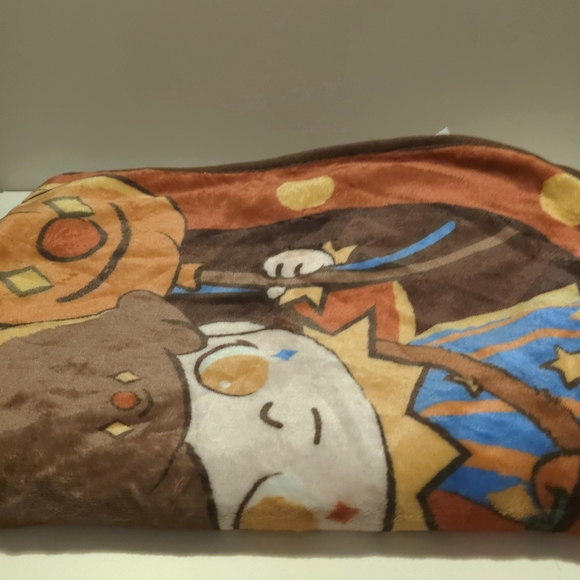 Limited Edition RARE POP MART Why So Serious Blanket With Pumpkin Storage Bag - Picture 4 of 4